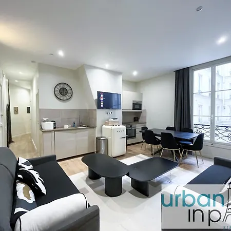 Urban Flat 62 - Beautiful Mermoz Champs-elysees Apartment Paris